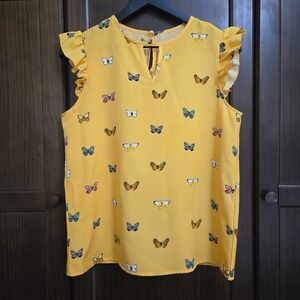 Unbranded Womens‎ Small Blouse Flutter Sleeve Yellow All Over Print Butterfly